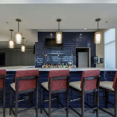 Hilton Garden Inn Elkhart Exterior photo