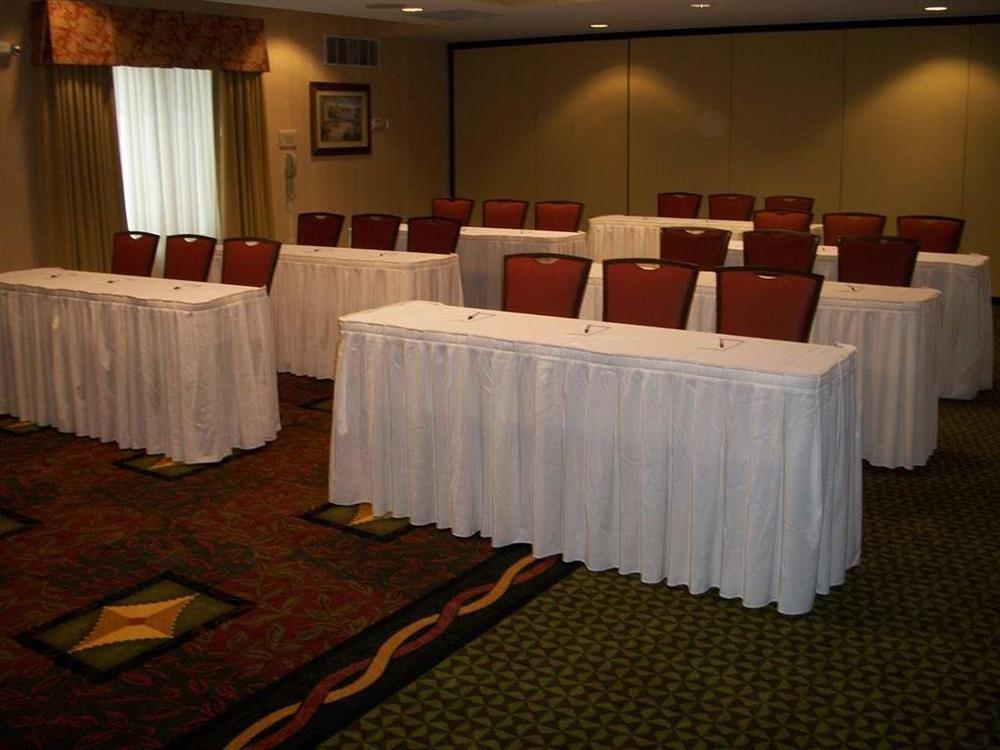 Hilton Garden Inn Elkhart Facilities photo