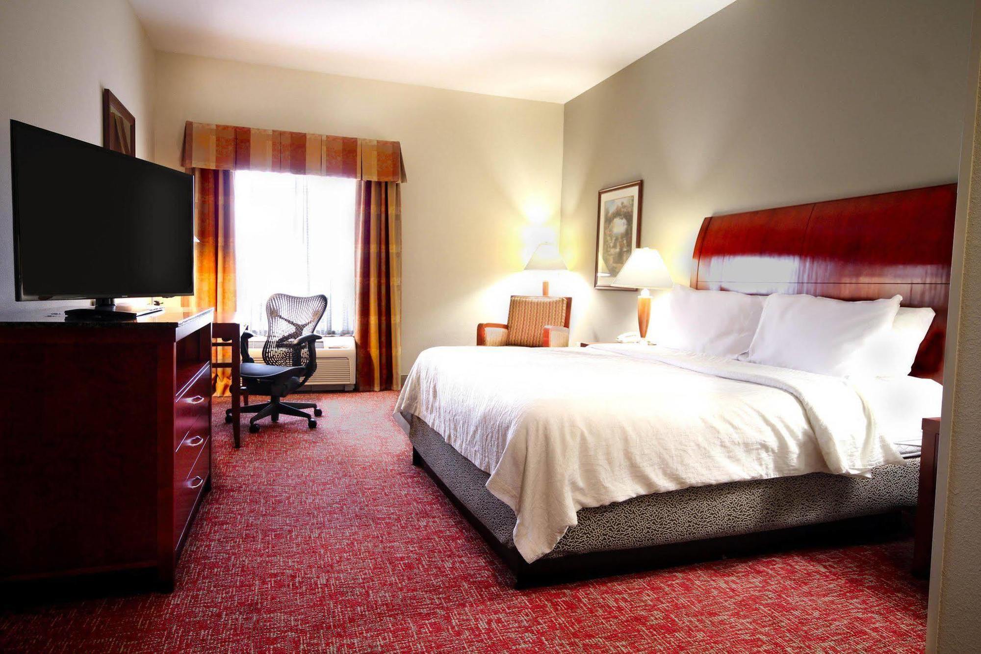 Hilton Garden Inn Elkhart Exterior photo